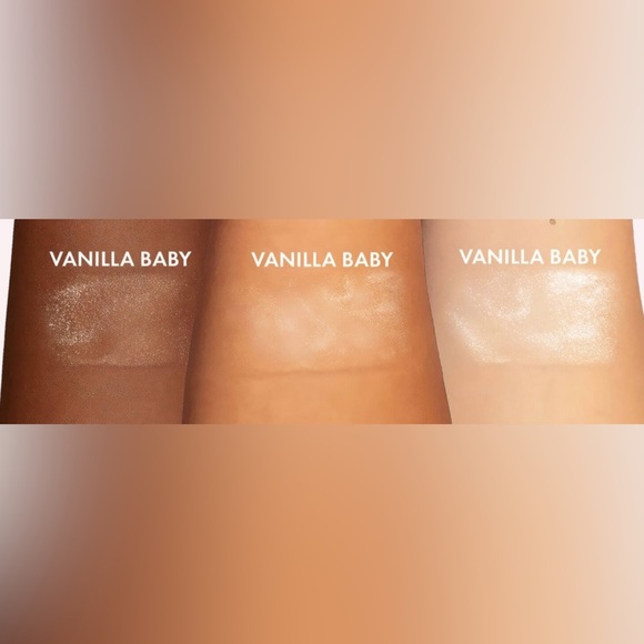 Vanilla Bay Gold and White Moisturizer & Body Oil - Picture 8 of 9